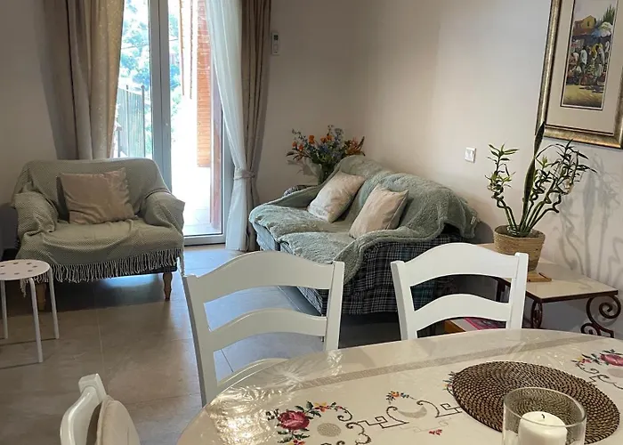 The Old Coffeehouse * Kalopanagiotis