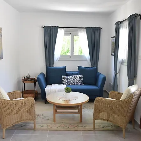 The Old Coffeehouse * Kalopanagiotis