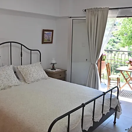 Ferienhaus The Old Coffeehouse Kalopanagiotis